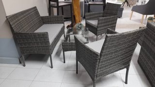 Conjunto jardín ratán 4 piezas + mesa cristal