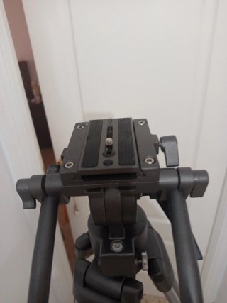 Trípode para cámara y vídeo