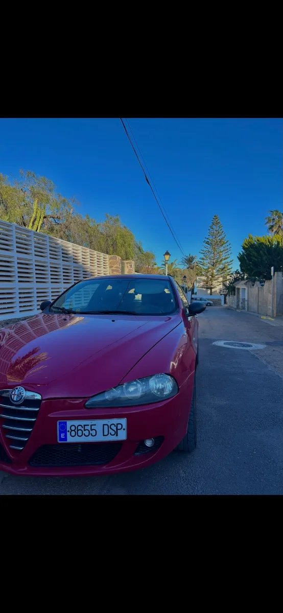 Alfa Romeo 147 2005 - foto 1