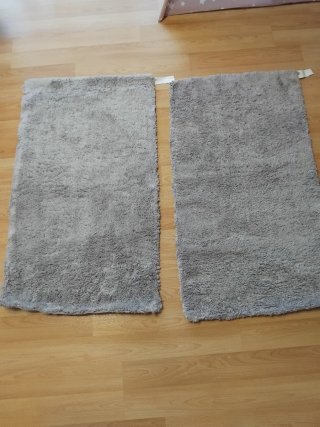 2 Alfombras Gris Perla Pie de Cama