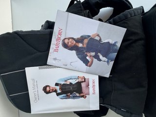 Mochila Porta Bebés BabyBjörn Negra