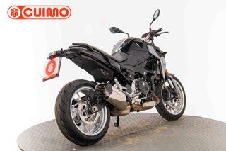 BMW F 900 R
