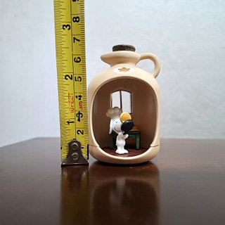 peanuts figure snoopy life in a bottle acero