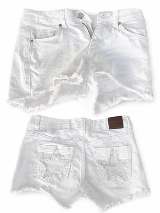 Pantalones cortos blancos vaqueros