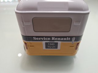 Renault 4F "Service Renault" . Caja hojalata.