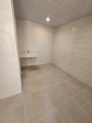 Reformas y construcciones, soleria y alicatados.