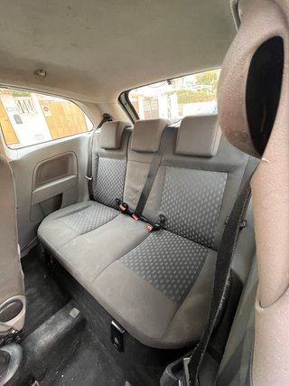 Ford Escort 2004