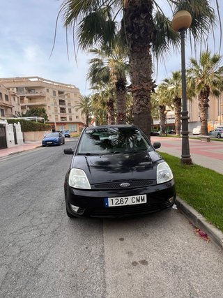 Ford Escort 2004