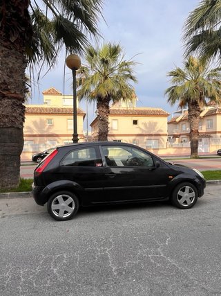 Ford Escort 2004