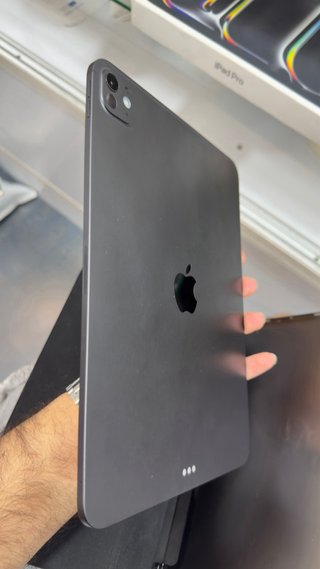 iPad Pro M5 256GB Negro Multicolor