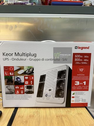 Legrand Keor 310084 - Inversor multiplug