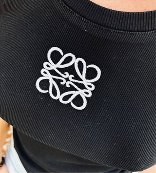 Camiseta tirantes Loewe negra