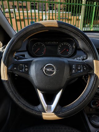 Opel Corsa 2015 1.3 CDTi  · 6 marchas  · 95cv  ·