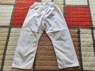 Pantalón Karategui Decathlon Blanco. Talla 140 cm
