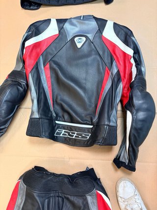 Mono de cuero para moto Ixs