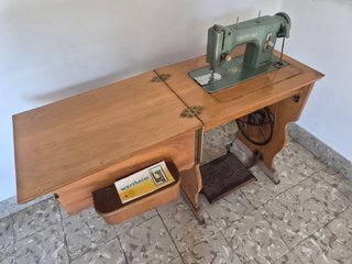 Máquina de coser Wertheim
