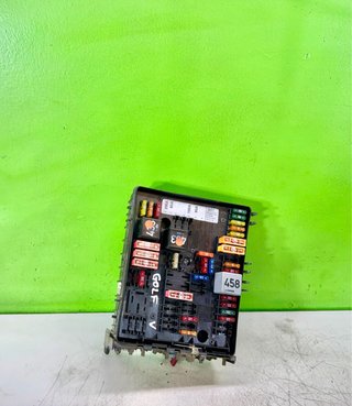 1K0937124H Caja Fusibles Volkswagen Golf V