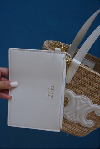 Bolso de rafia Celine beige y blanco