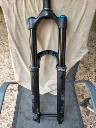 Horquilla Fox 38 Grip2 29/27.5+  180mm