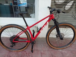 Bicicleta Montaña BH Carbono