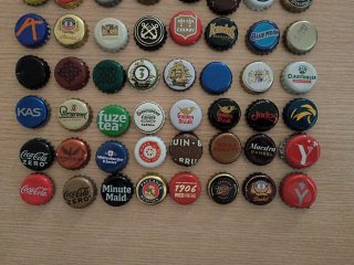 Lote di 56 lattine di birra da collezione