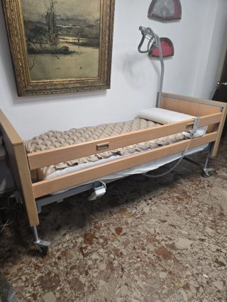 Cama articulada madera y metal