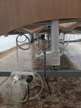 Cama articulada madera y metal