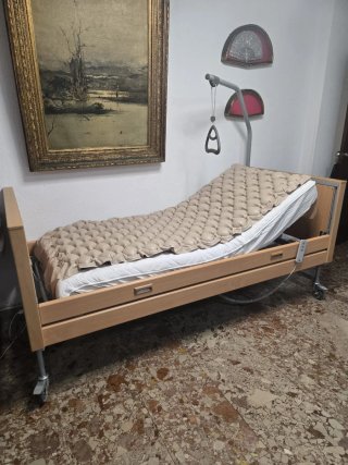 Cama articulada madera y metal