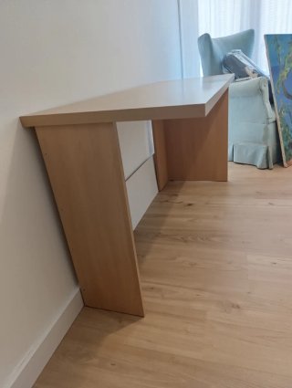Escritorio de madera color beige/marrón
