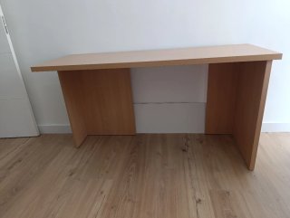Escritorio de madera color beige/marrón