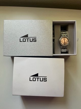 Reloj Lotus Mujer Rosa y Plateado