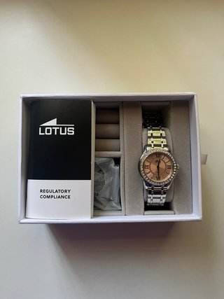 Reloj Lotus Mujer Rosa y Plateado