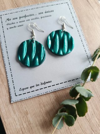 Pendientes hechos a mano