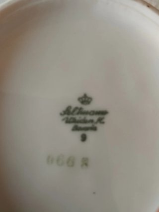 Vaso Bavaria con coperchio decorato