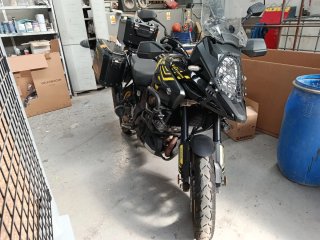 Suzuki V-Strom 1000 XT Negra/Amarilla