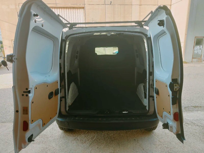 Renault Kangoo 2021, foto 10