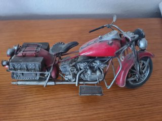 Maqueta Moto Clásica Roja