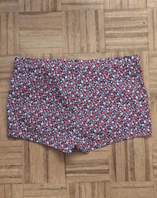Pantalón corto estampado floral