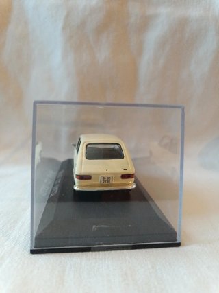 Seat 127 (1972) - Coche Colección