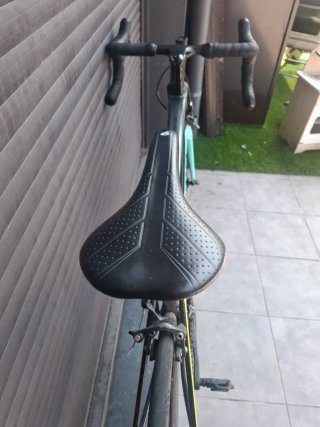 Bicicleta  carretera Megamo  talla M  frenos zapa