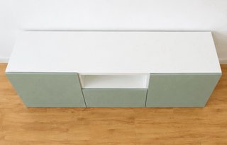 Mueble TV IKEA BESTÅ  con Tablero de Cristal