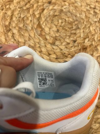 Zapatillas Adidas Blancas y Turquesa