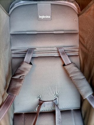 Silla de paseo bebé color verde  marca Inglesina