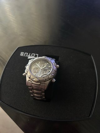 Reloj Lotus All Titanium Cronógrafo 9704