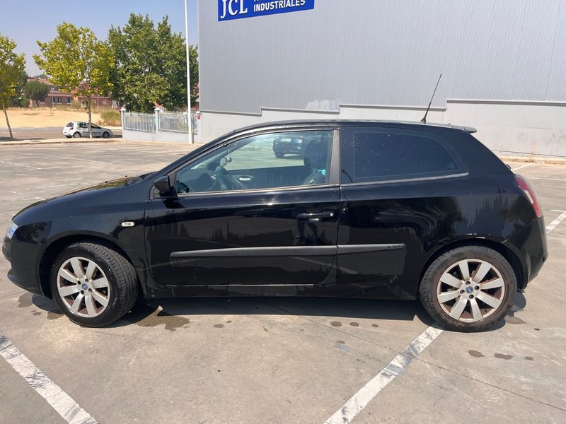 FIAT Stilo 2007 - foto 1