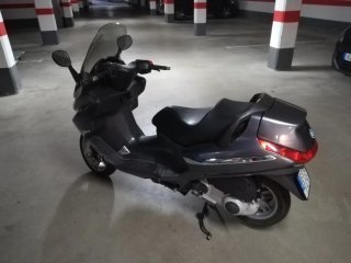 Piaggio X8 Gris