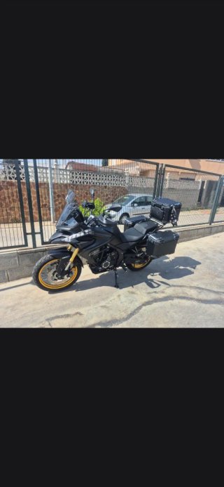 Voge 525 DSX Negra