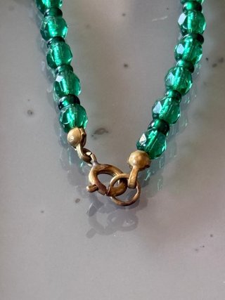Collana vintage cristalli verdi