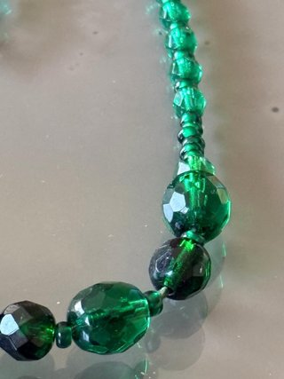 Collana vintage cristalli verdi