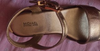 Sandalias Michael Kors Doradas Talla 38.5